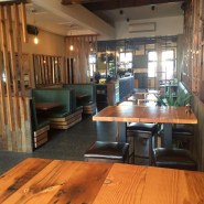 Bar và quán ăn Post St Kilda